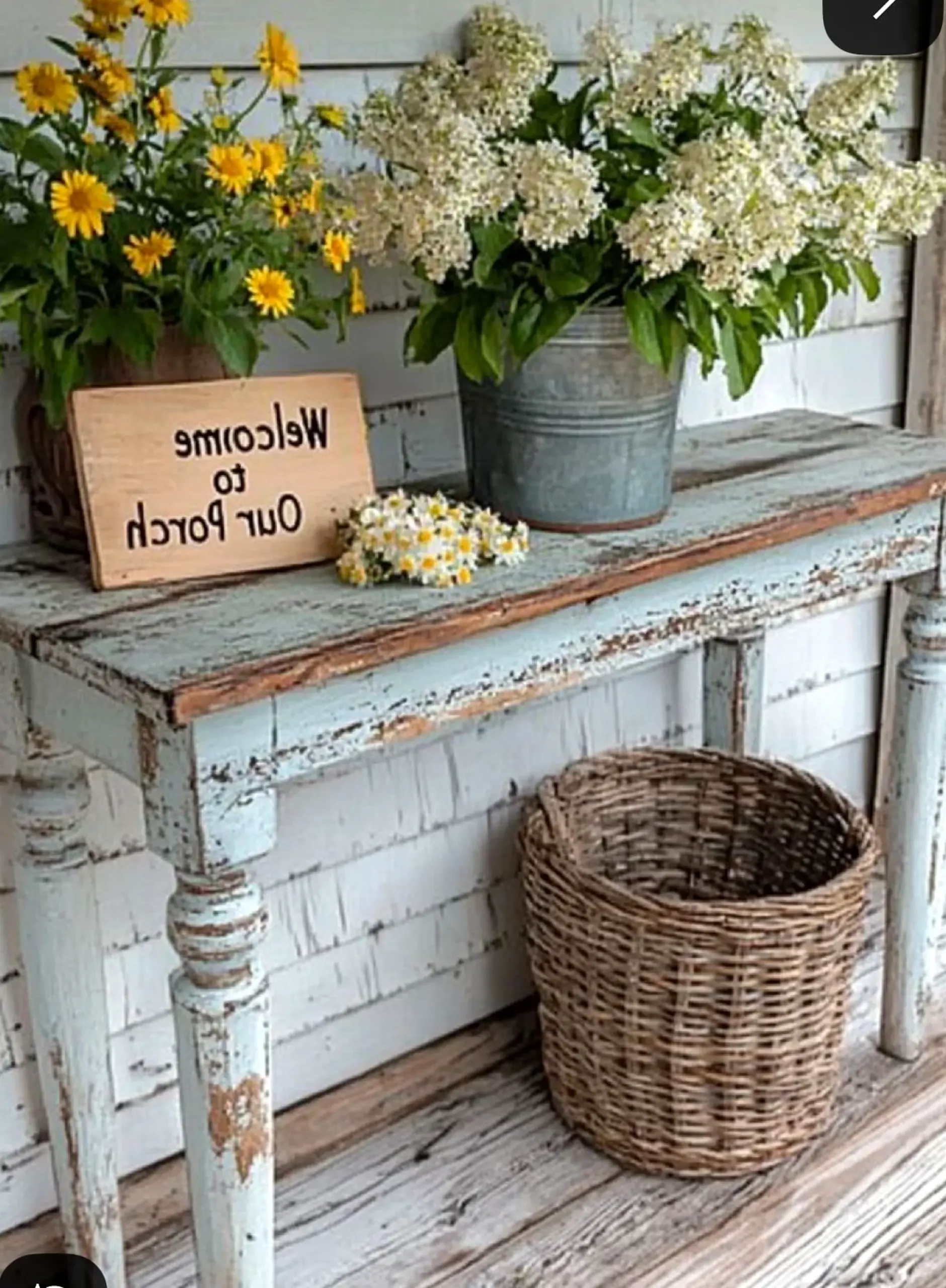 Soft floor pattern brings character to the garden edge, creating a mood that feels settled and welcoming.