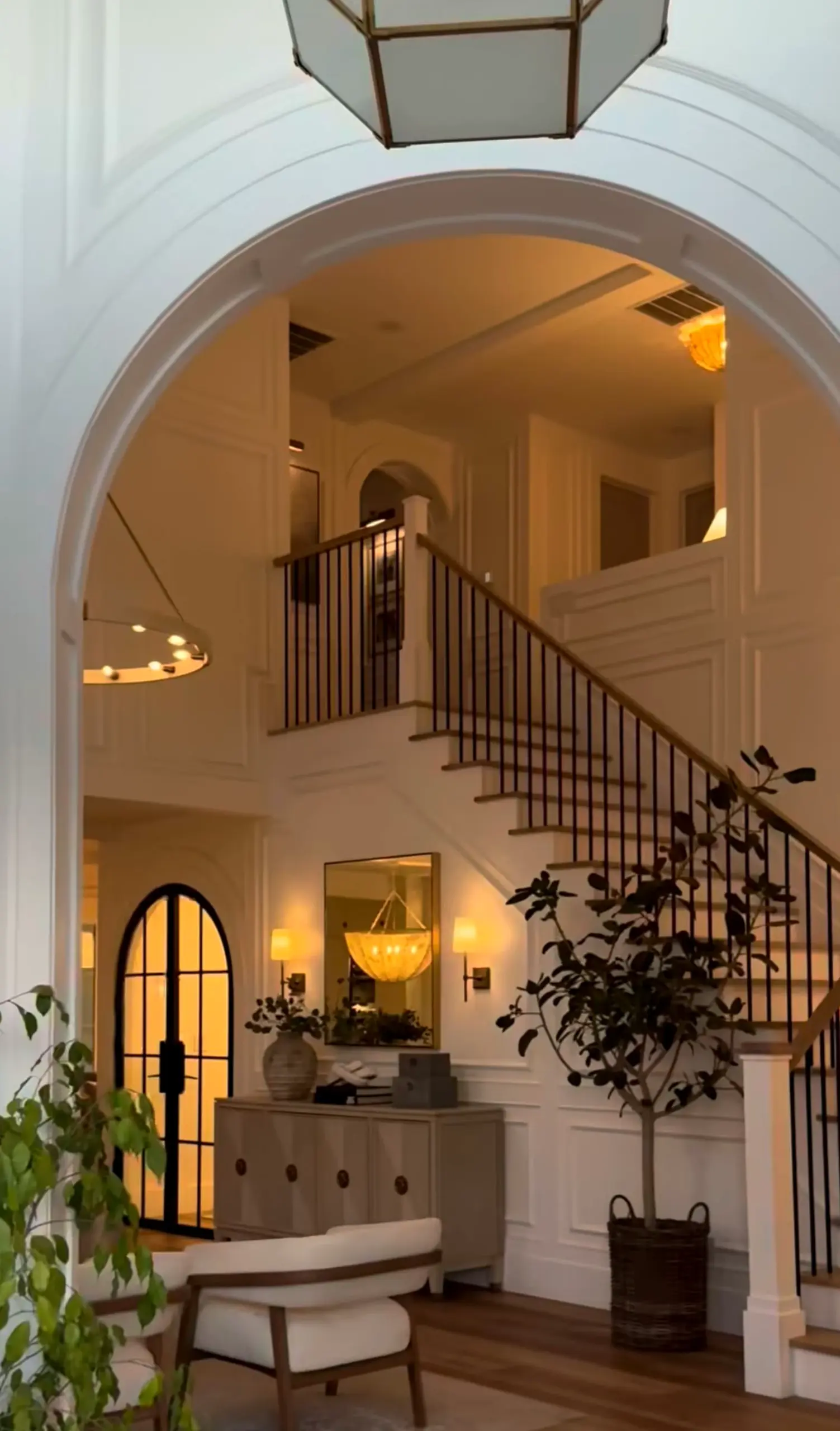 Inviting stone path adds shape across the backdrop, giving the decor a finish that feels soft at the edges.